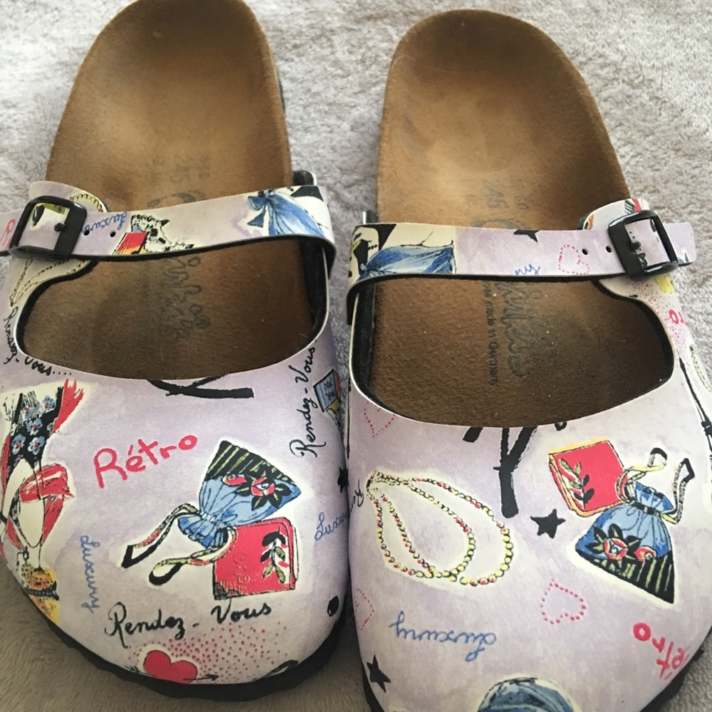 Sandal
